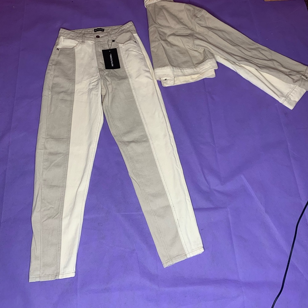 Small tan and cream two piece set